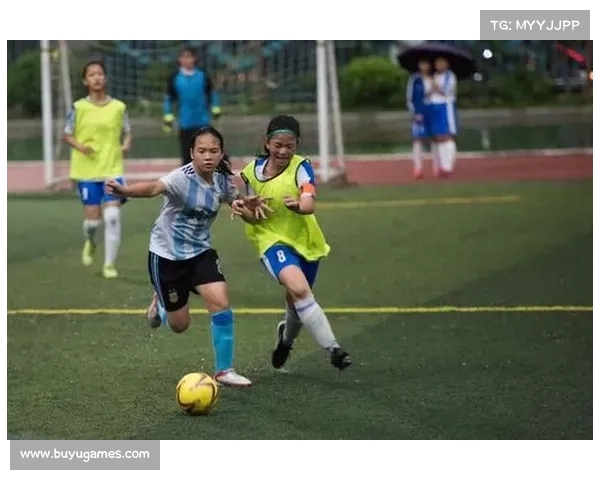 校园足球联赛覆盖千所小学，女足参与度提升