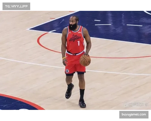 更衣室特写:输掉洛城德比后,快船更衣室内的沉寂与哈登的鼓励